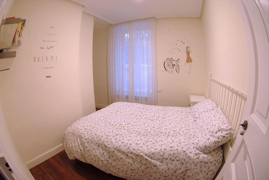 Apartamento En Casa Con Jardin + Garaje. E-Bi-201 Apartment Билбао Екстериор снимка